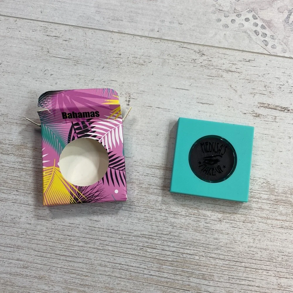Medusa’s Makeup Bahamas Matte Eyeshadow Black